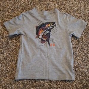 Under Armour Fish Size 5 Youth TSHIRT